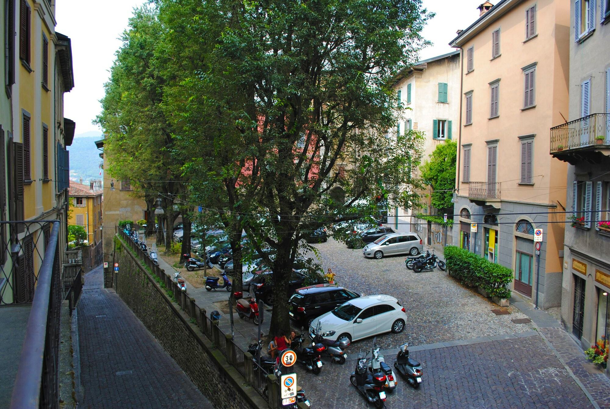 Bergamo Alta Guest House Екстериор снимка